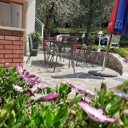 Villa Casa Saglia Мальчезине Экстерьер фото