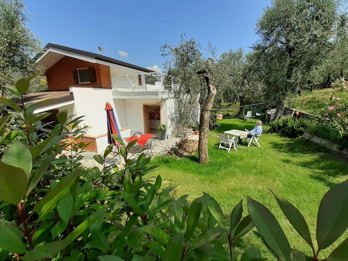 Villa Casa Saglia Мальчезине Экстерьер фото